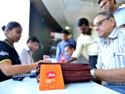 Jio India 2026 — 10 Saal Ka Safar, 5G Plans, aur Kya Badla Telecom Mein