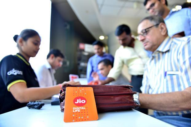 Jio India 2026 — 10 Saal Ka Safar, 5G Plans, aur Kya Badla Telecom Mein