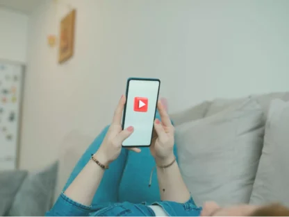 How to Automate iPhone Screen Orientation with an iPhone Shortcut (2026)